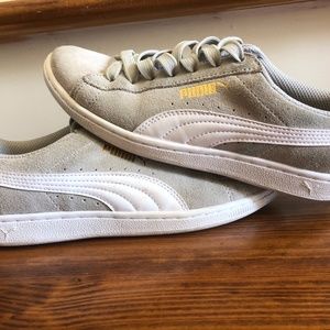 Women's Puma Sneakers Size 6.5